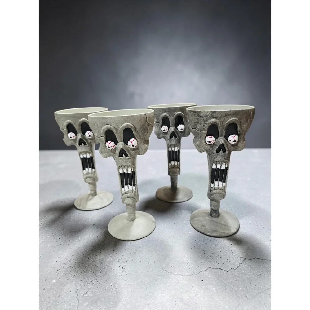 Vtg Skull Goblets Set of 4 Halloween Skeleton Wine Glasses Spooky Decor Plastic